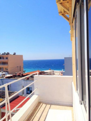 4th floor Apartment in town and near the sea